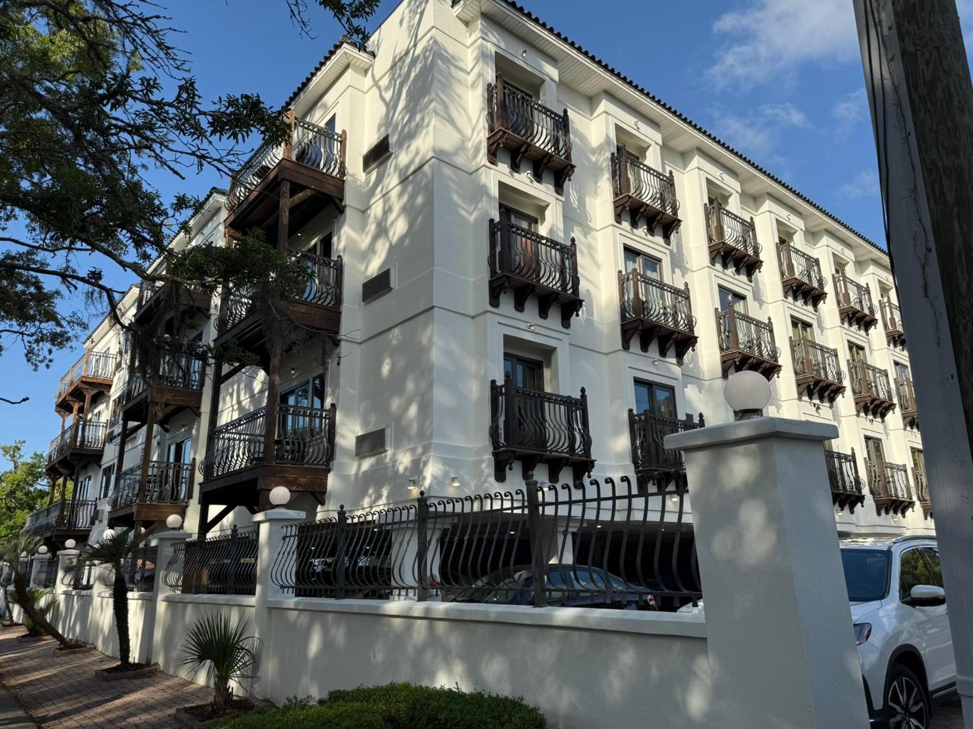 Hotel Ocean &